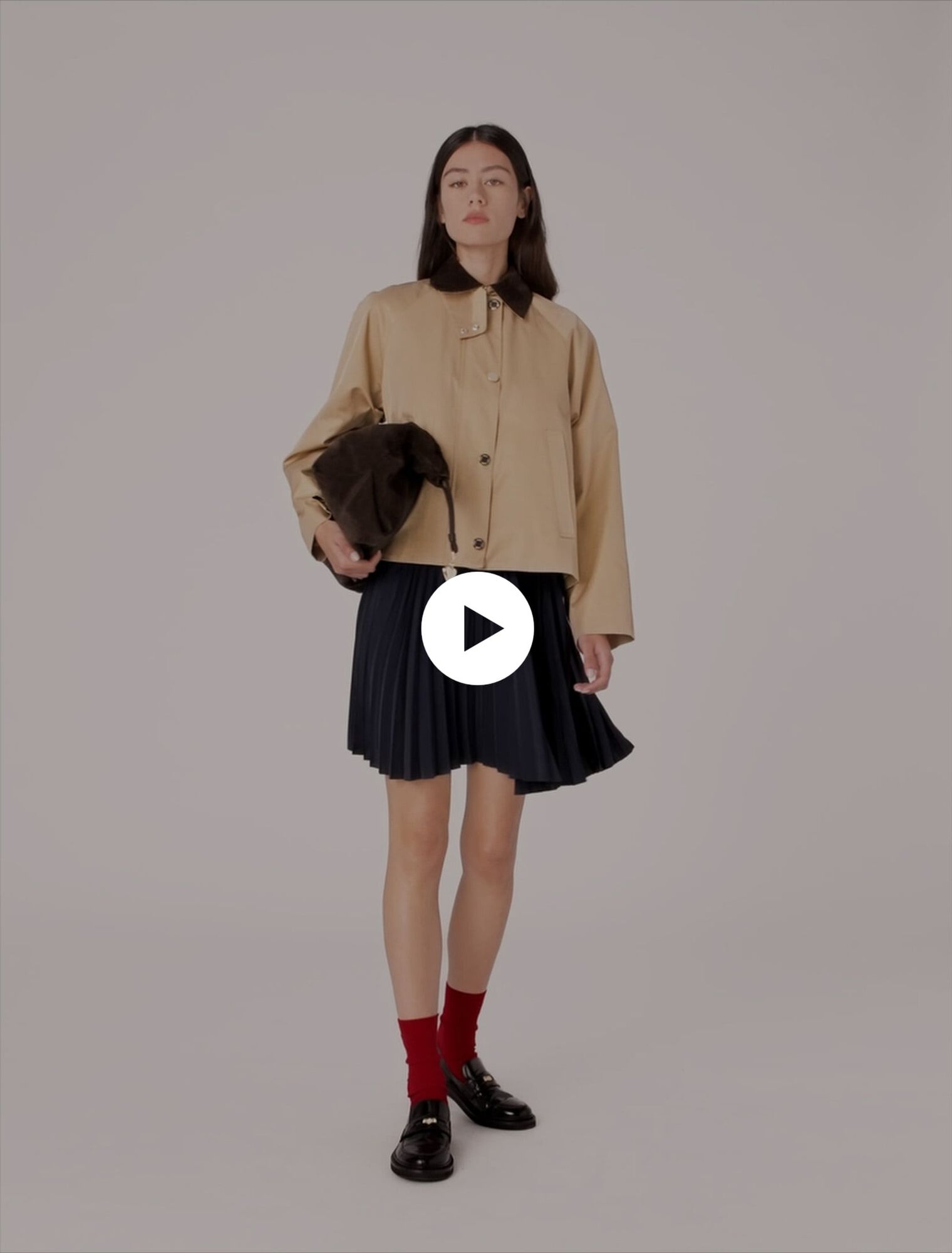 Jacket with removable contrast collar