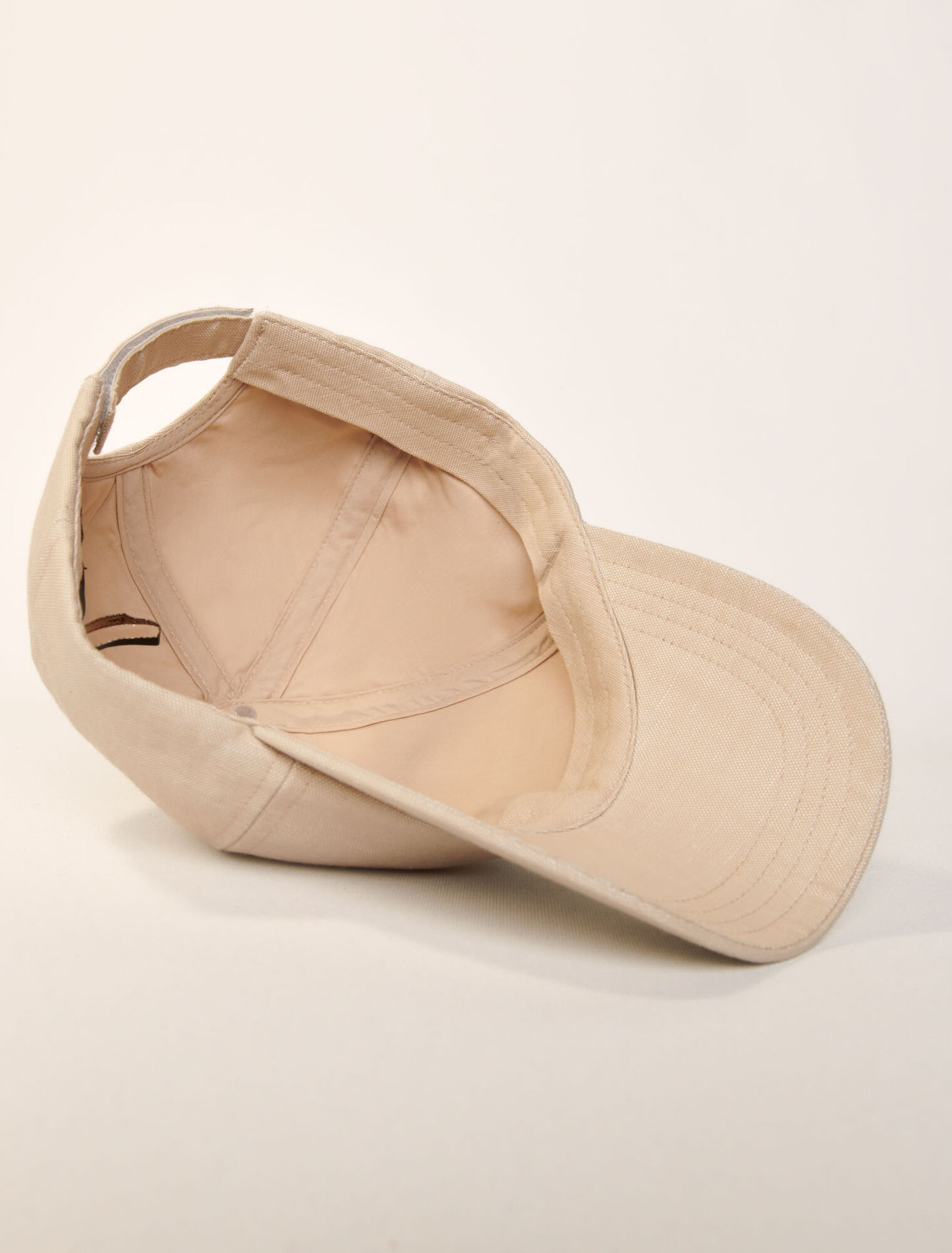 Linen hat