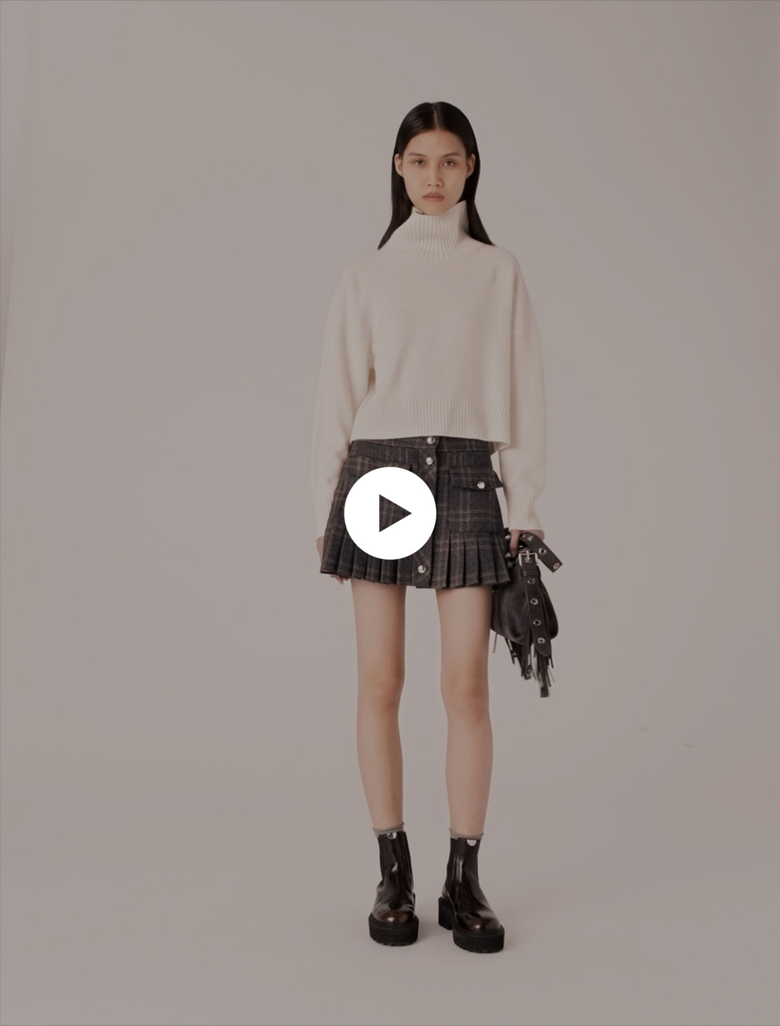 High-neck cashmere jumper