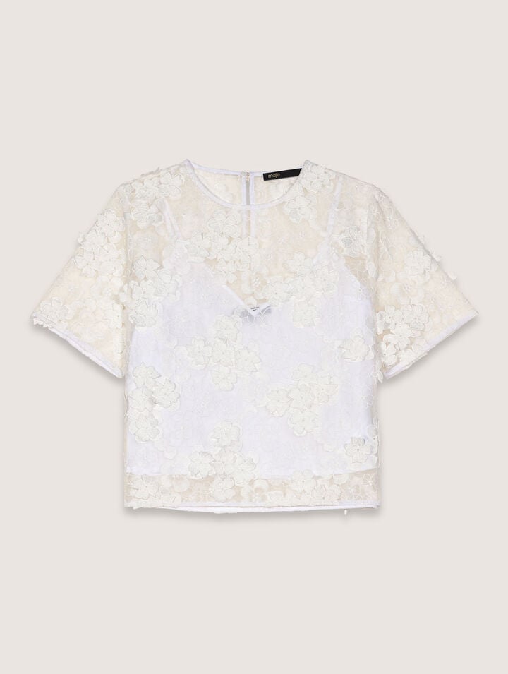 Embroidered short-sleeved top