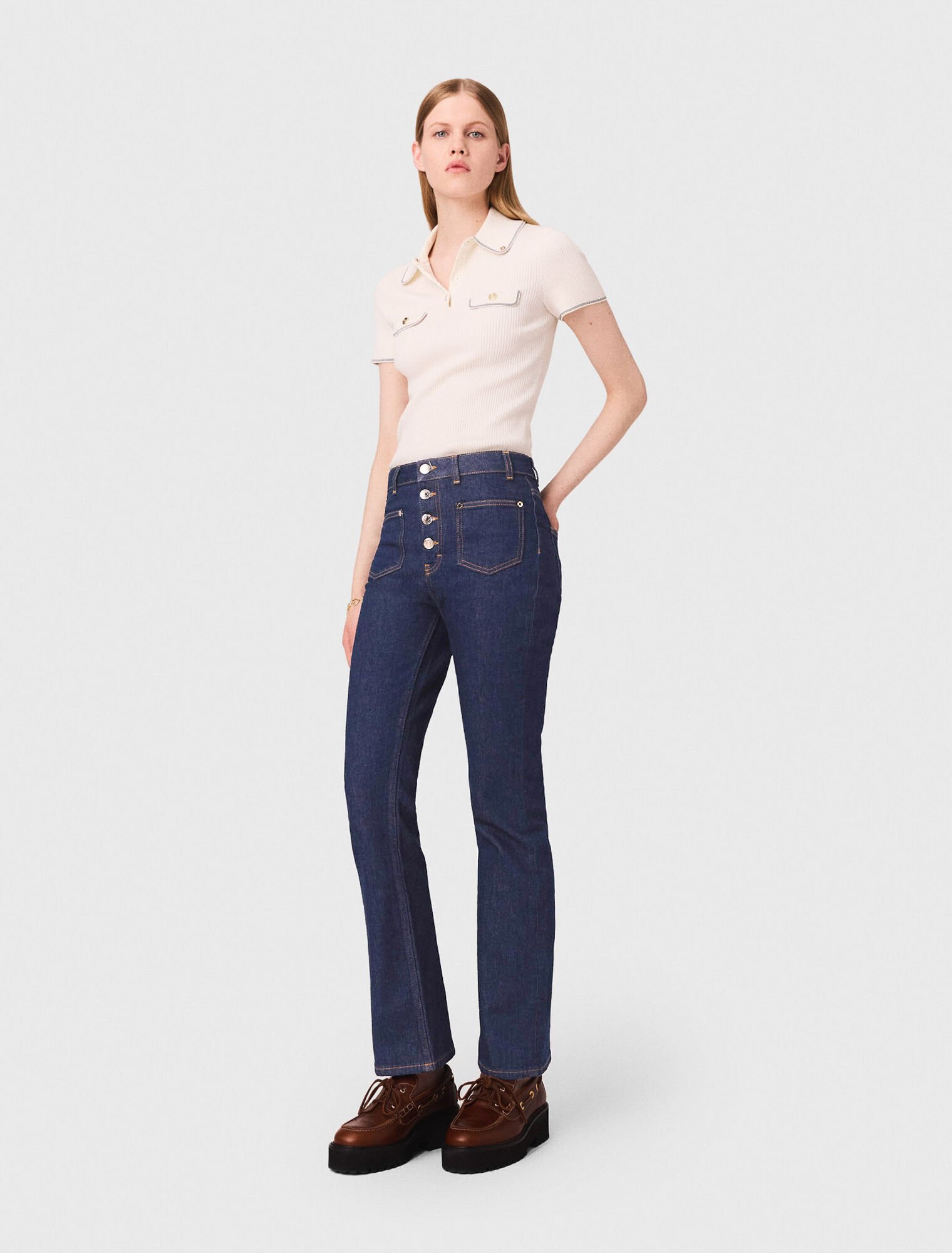 Denim jeans with pockets
