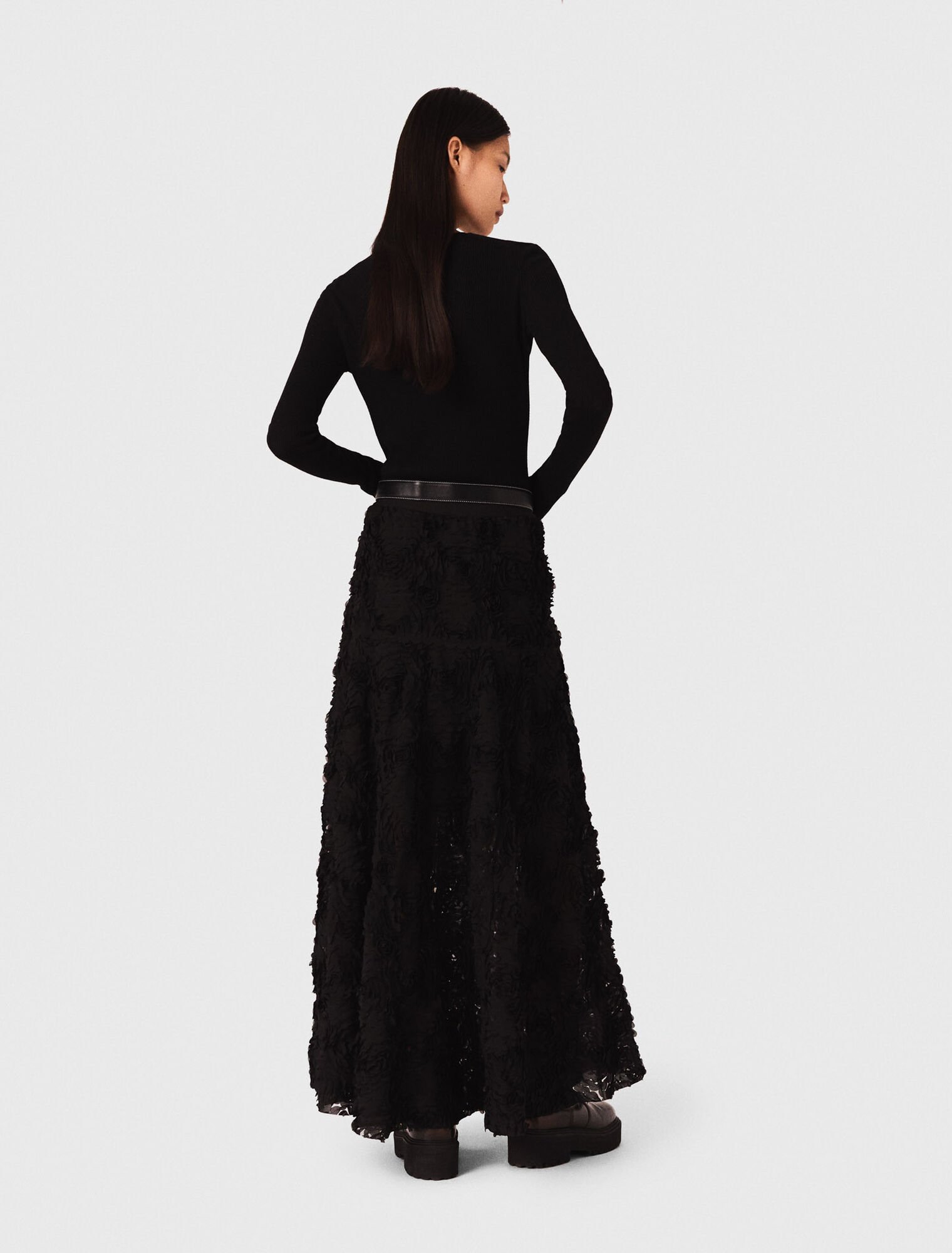 Long embroidered skirt